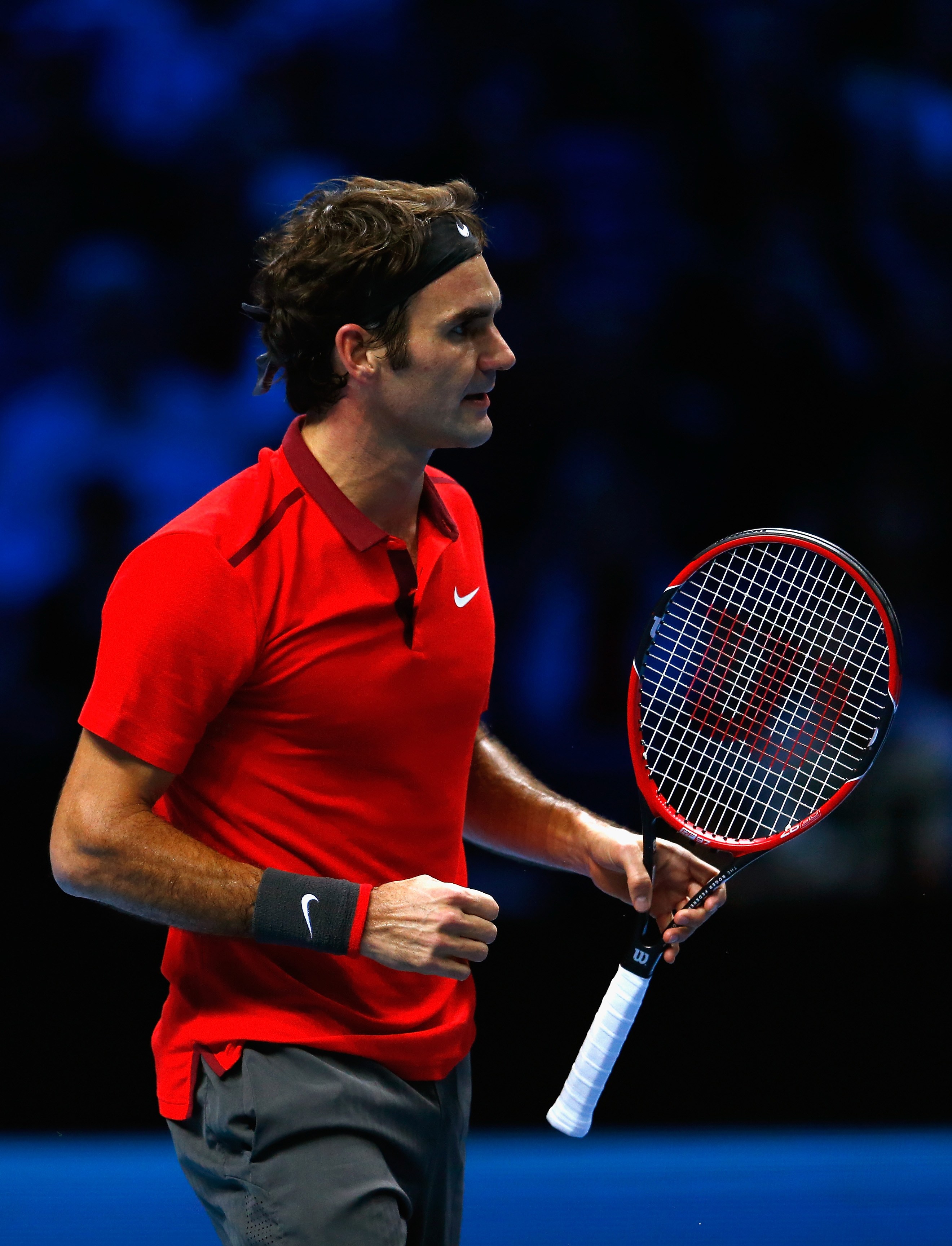 乐鱼体育-皇家马德里教练压力巨大！，费德勒遭遇五持续失利全场沸腾不已-乐鱼体育