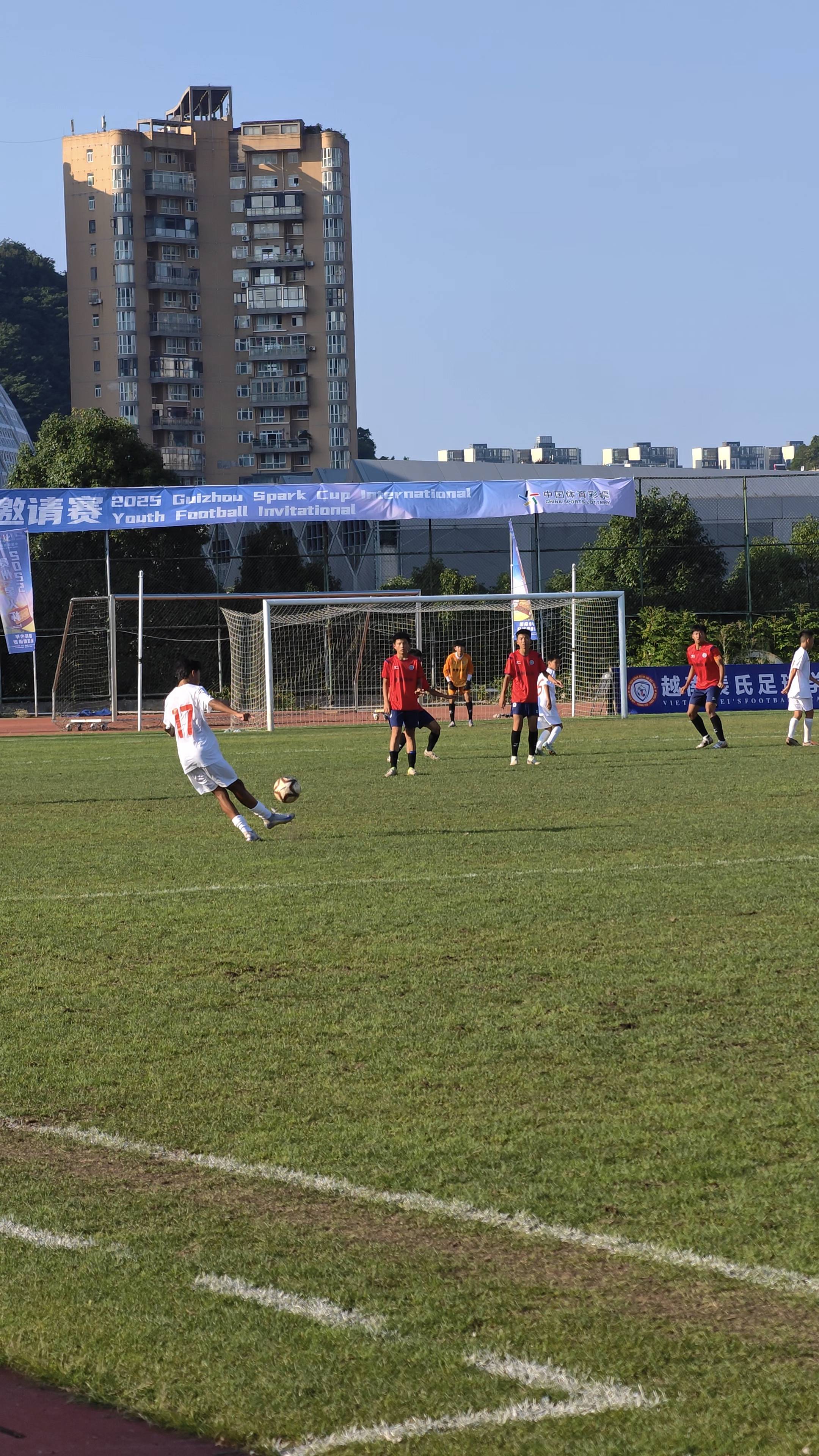 乐鱼体育-赛后欧联传出新动向；上海海港强势反弹；管理层表态：更衣室稳定；团队化学反应显著的简单介绍-乐鱼体育